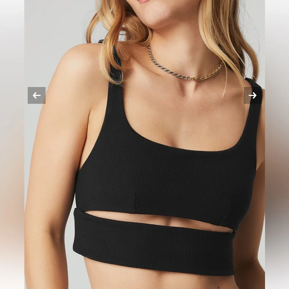 Alo yoga Slit Bra - Picture 3 of 10